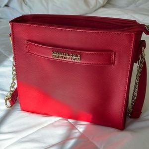 Authentic Kenneth Cole Reaction purse with leather and gold chain link strap